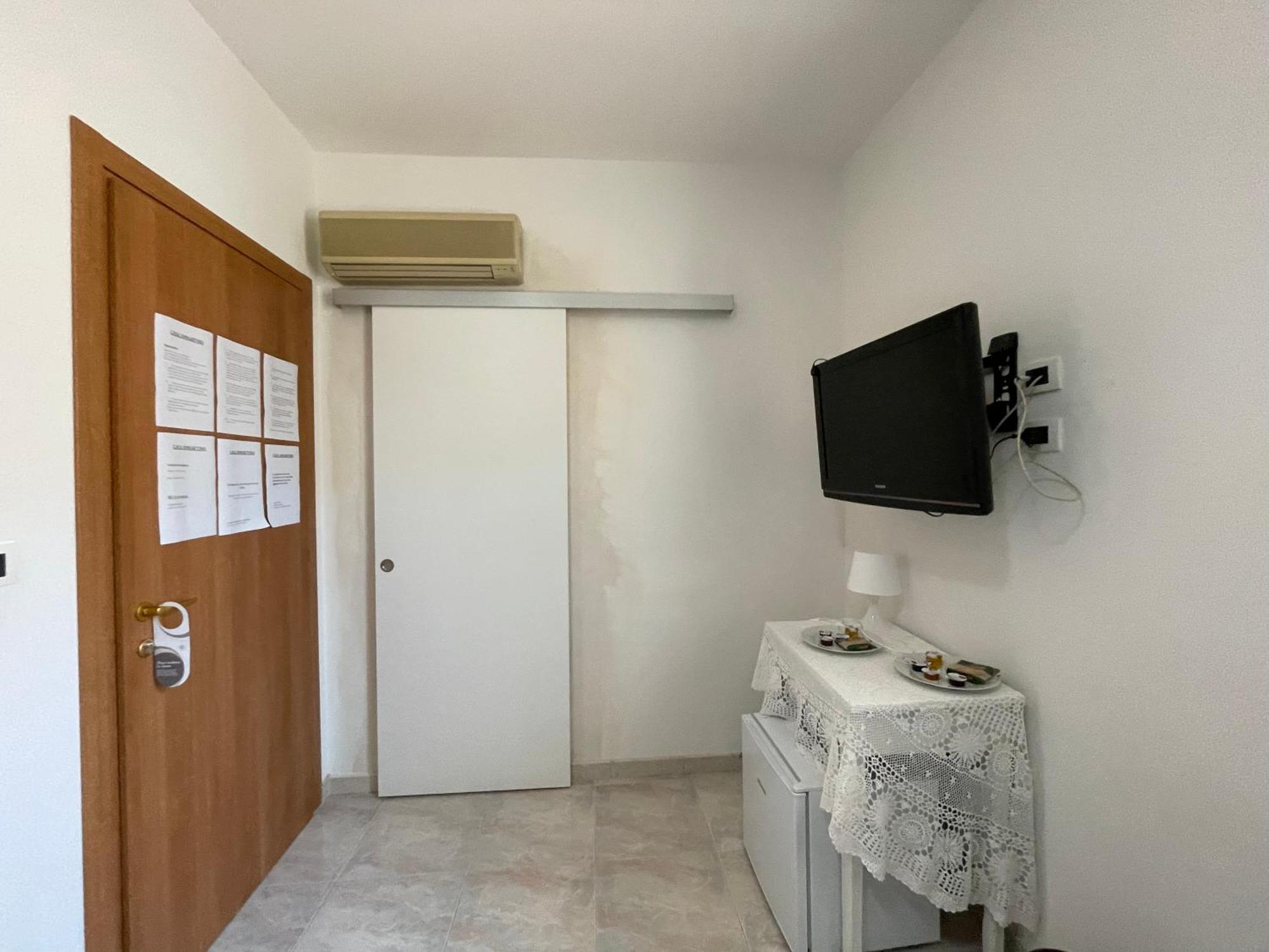 -Dimartino Home- Posizione Centrale 9 Min Da Marzamemi San Lorenzo Portopalo Di Capo Passero Pachino Pokój zdjęcie